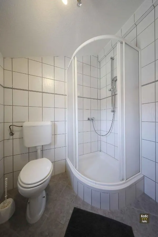 Apartment In Vir - Insel Vir 42970