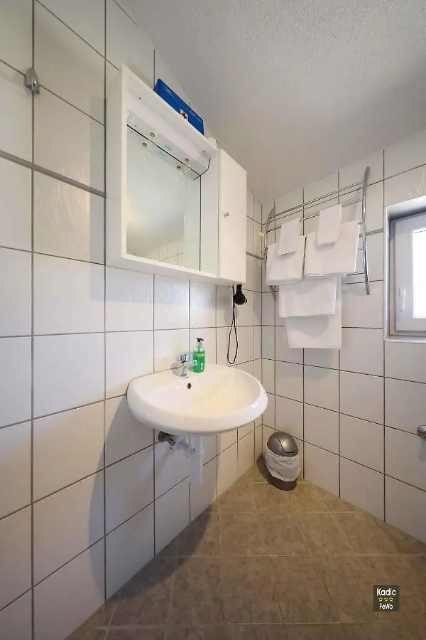 Apartment In Vir - Insel Vir 42970 Croatia